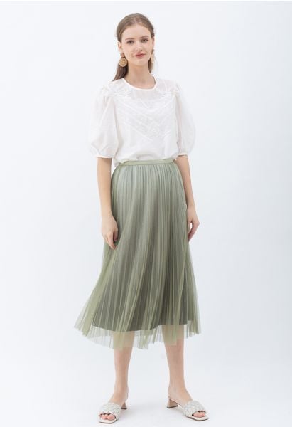 Gradient Shimmer Lining Pleated Mesh Skirt in Green