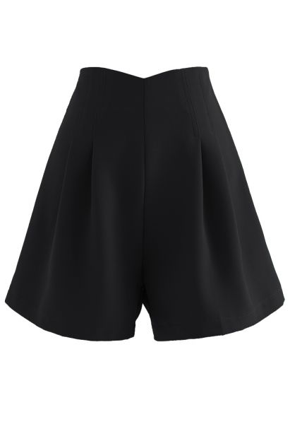 Stitches Waist Pleated Shorts in Black