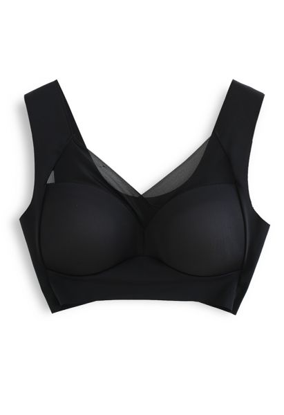 Full-Coverage Wirefree Bra Top in Black