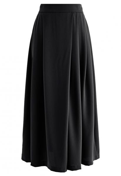 Easeful Pleated Wide-Leg Pants in Black