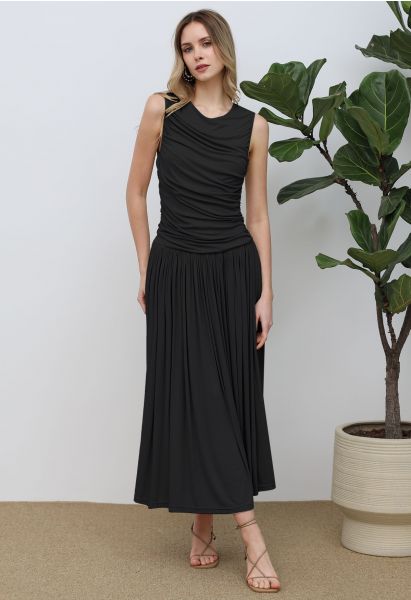 Effortless Ruched Sleeveless Cotton Dress in Black