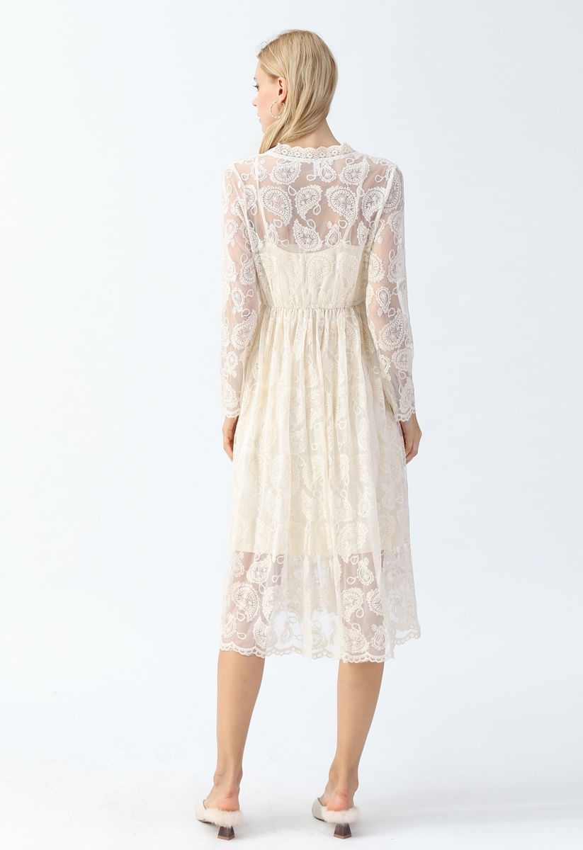 Drop-Shaped Embroidery Lacy Wrap Dress in Cream