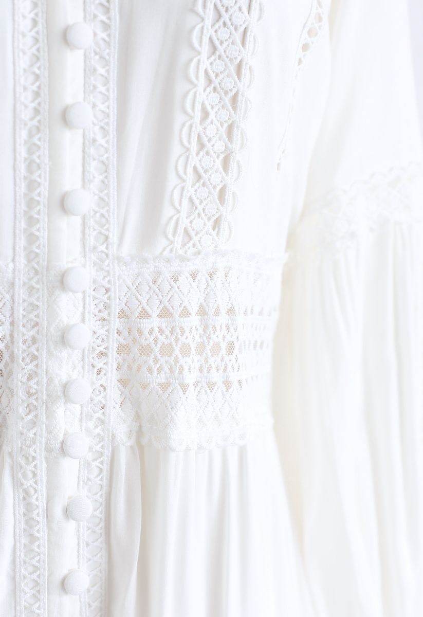 前紐扣設計編織刺綉波西米亞長裙--白色
