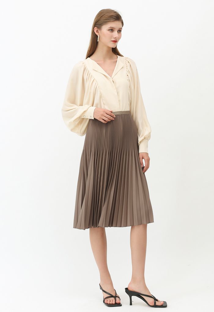 Solid Color Pleated A-Line Midi Skirt in Taupe