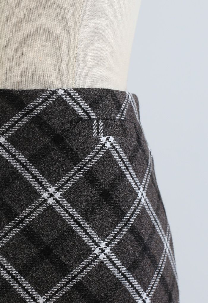 Stylish Plaid Wool-Blend Mini Skirt in Smoke