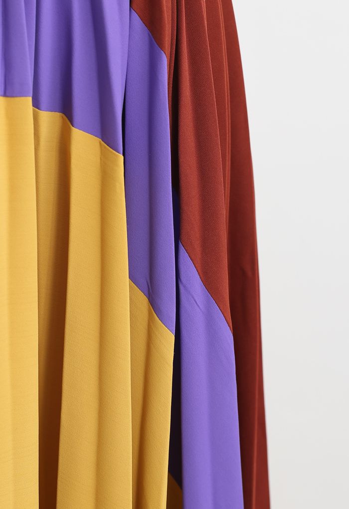 Passionate Color Blocked Pleated Midi Skirt