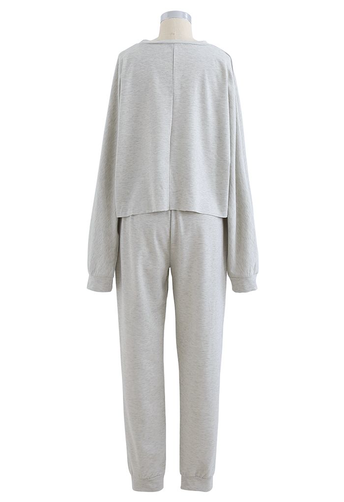 Raw-Cut Hem Sweatshirt and Seamed Pants Set in Grey