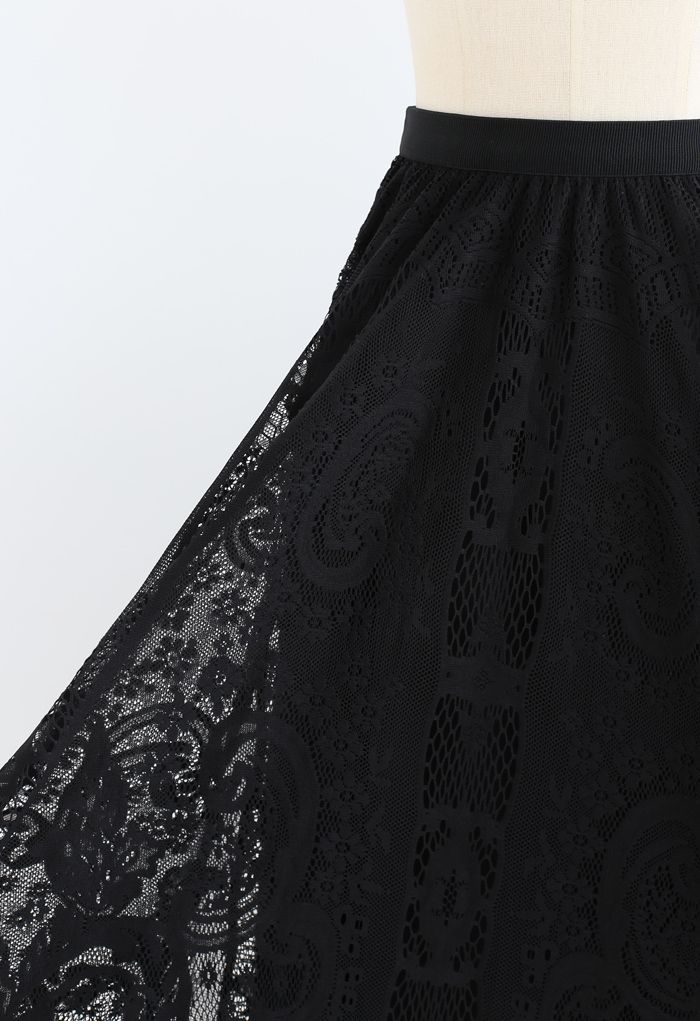 Divine Floral Lace Midi Skirt in Black