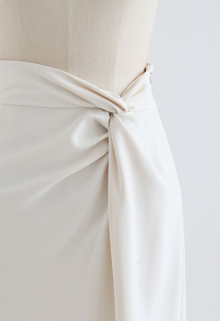 Knot Waist Slit Hem Pencil Skirt in Ivory