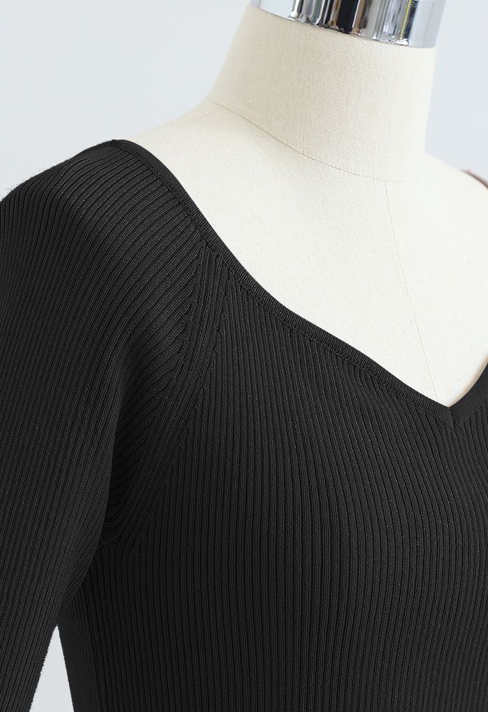 Sweetheart Neck Fitted Knit Top in Black