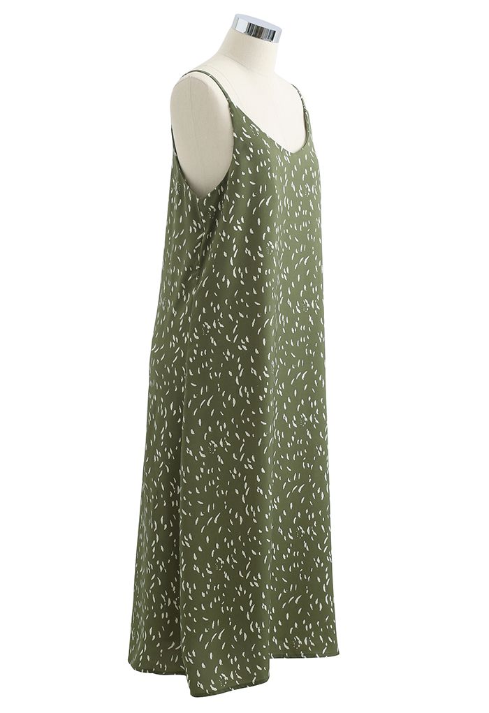 Falling Spotted V-Neck Cami Dress in Green