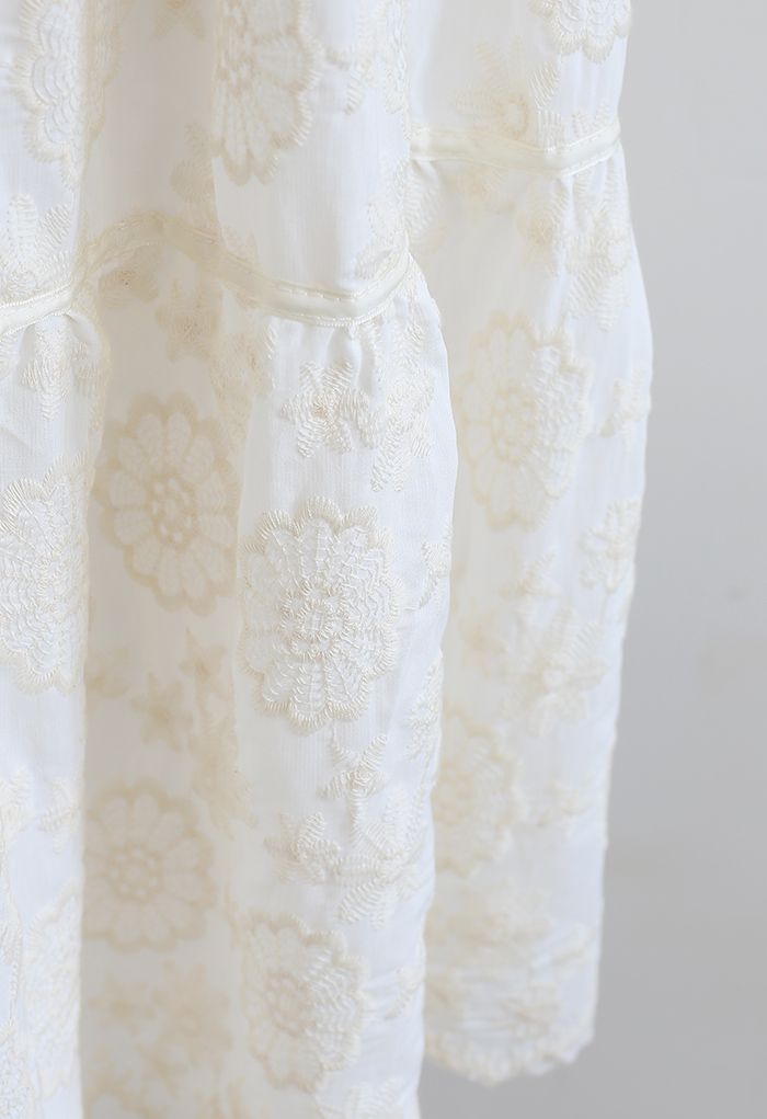 Embroidered Flower Scalloped Skirt in Ivory