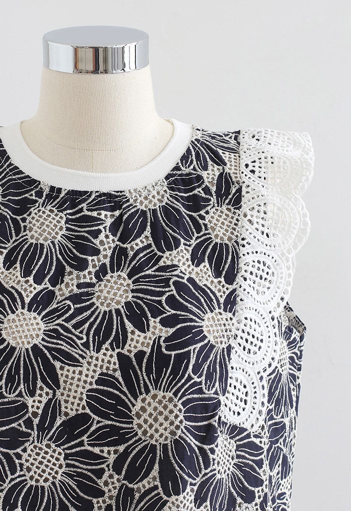 Scallop Petal Embroidered Eyelet Sleeveless Top in Navy