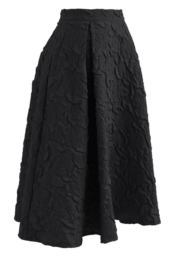 Sunflower Embossed Pleated Midi Skirt in Black