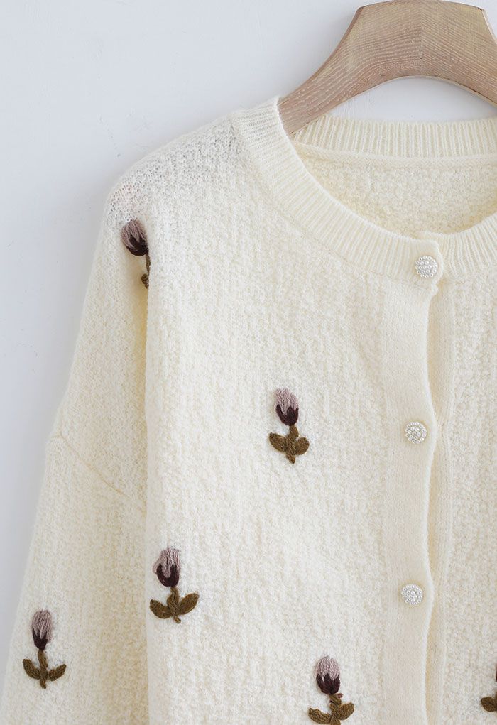 Button Down Stitched Posy Knit Cardigan in Ivory