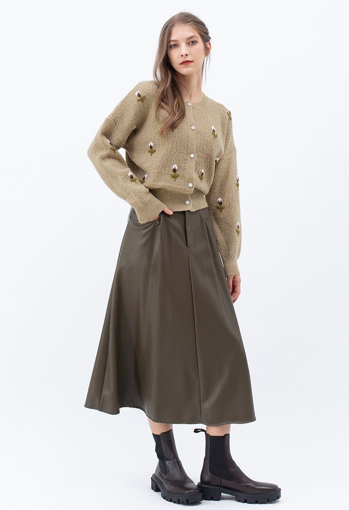 Dual Patched Pockets A-Line Faux Leather Skirt in Brown