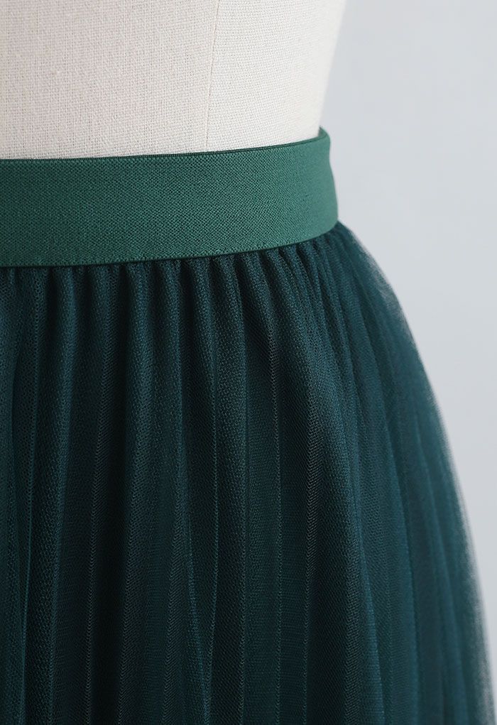 Spot Print Gradient Mesh Pleated Skirt in Dark Green