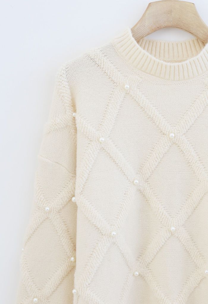Diamond Pearls Trim Fuzzy Knit Sweater in Cream