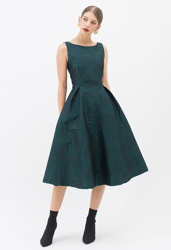 Rose Field Embossed Sleeveless Flare Dress in Emerald