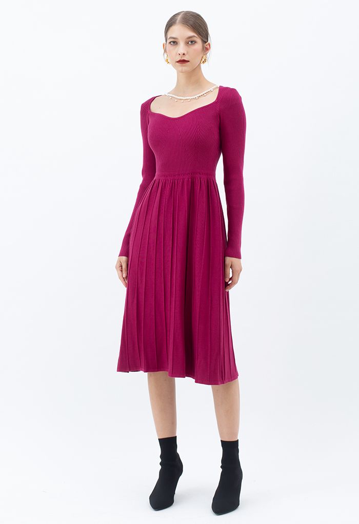 Necklace Sweetheart Neck Pleated Knit Dress in Magenta