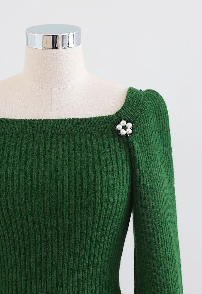 Pearly Flower Square Neck Crop Knit Top in Green