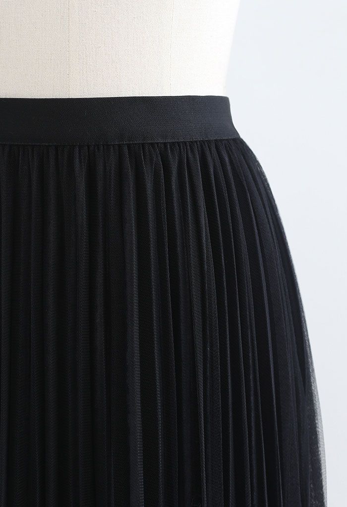 Tiered Ruffle Hem Mesh Velvet Skirt in Black