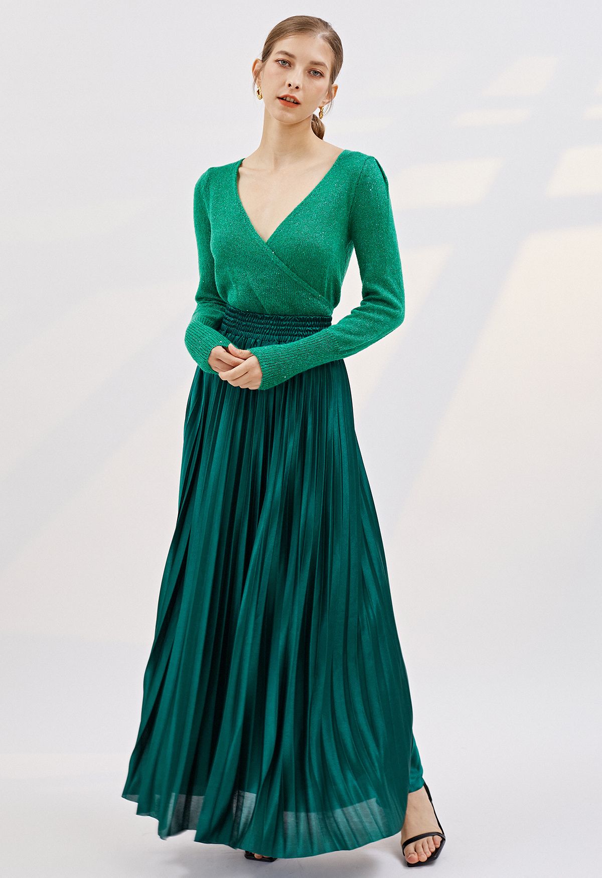 Glossy Pleated Maxi Skirt in Emerald
