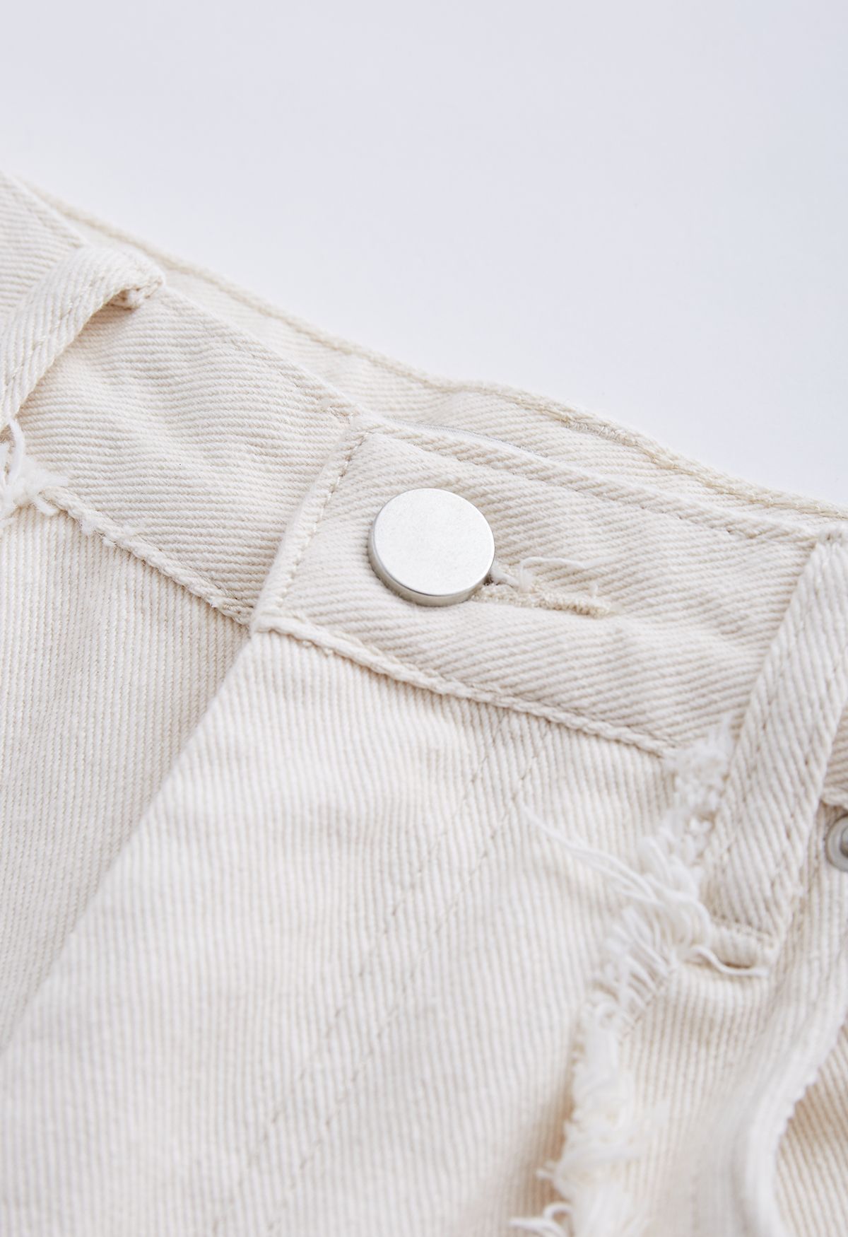 Classic Pocket Frayed Detail Flare Jeans in Ivory
