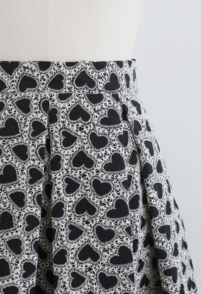 Black Heart Embroidered Pleated Mini Skirt