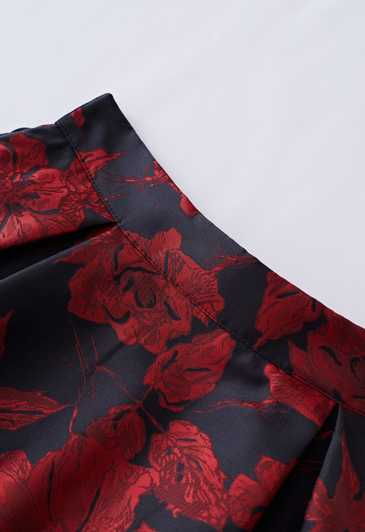 Mysterious Red Rose Jacquard A-Line Skirt
