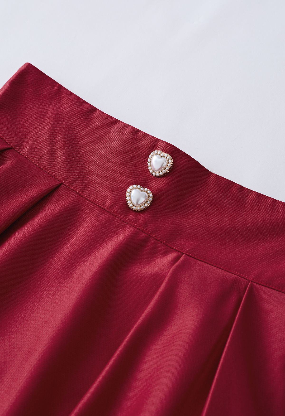 Pearl Heart Buttoned A-Line Midi Skirt in Red