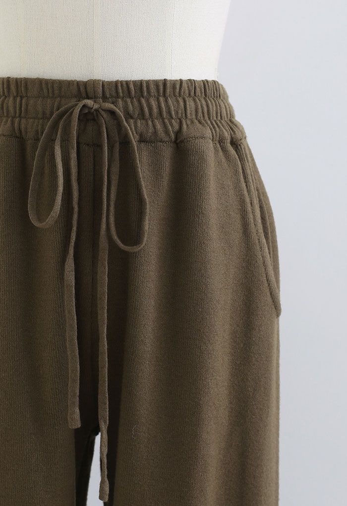 Knitted Drawstring Waist Tapered Joggers in Moss Green