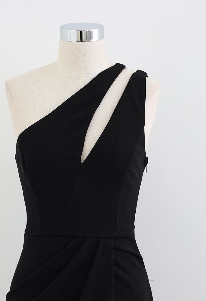 Cutout One-Shoulder Flap Bodycon Dress in Black