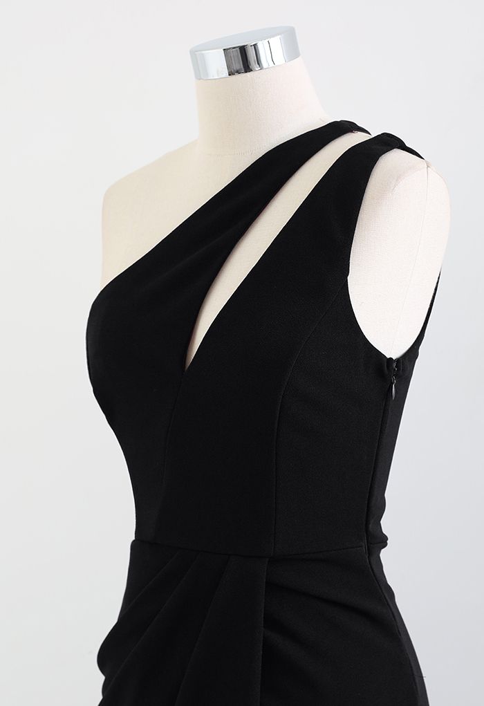Cutout One-Shoulder Flap Bodycon Dress in Black