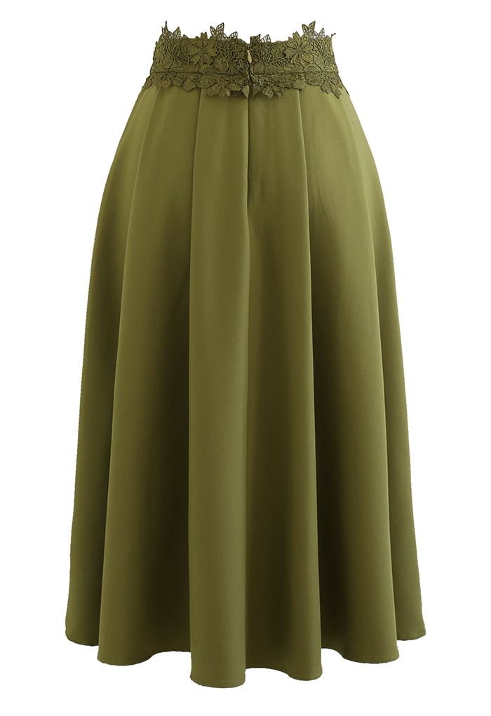 Lacy Waist Pleated Flare Midi Skirt in Moss Green