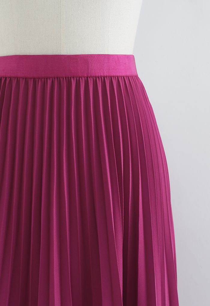 Simplicity Pleated Midi Skirt in Magenta