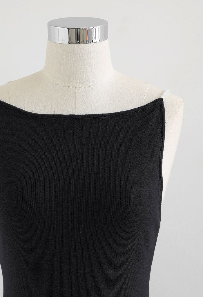 Oval Pearl Straps Bodycon Knit Midi Dress in Black