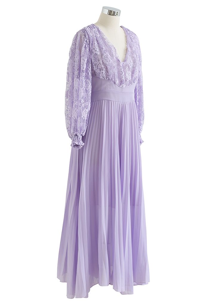 V-Neck Lace Spliced Pleated Maxi Dress in Lilac