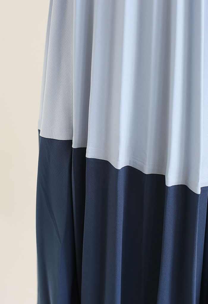 Two-Tone A-Line Pleated Skirt in Blue