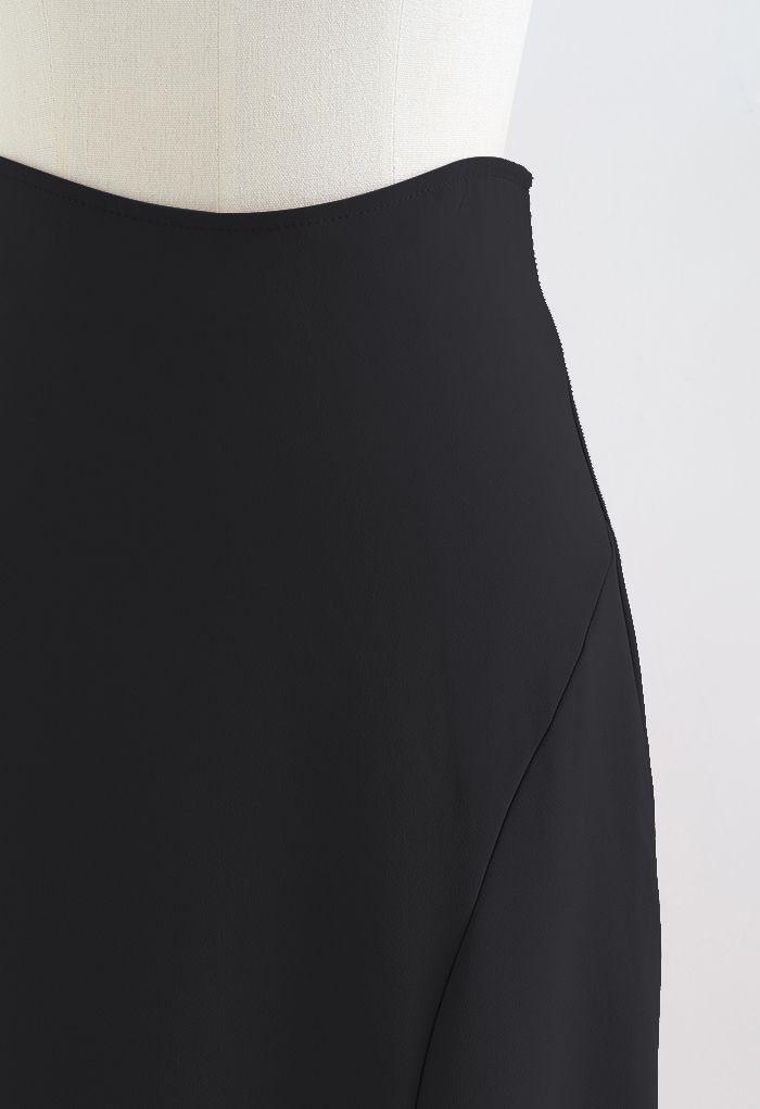 High-Waisted Split Asymmetric Frilling Skirt in Black
