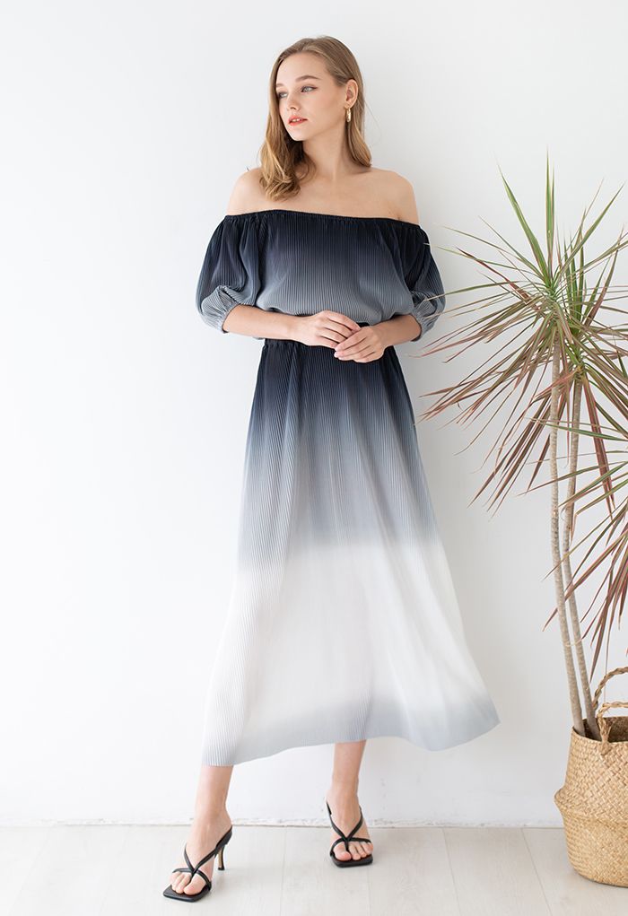 Charming Gradient Pleated Maxi Skirt