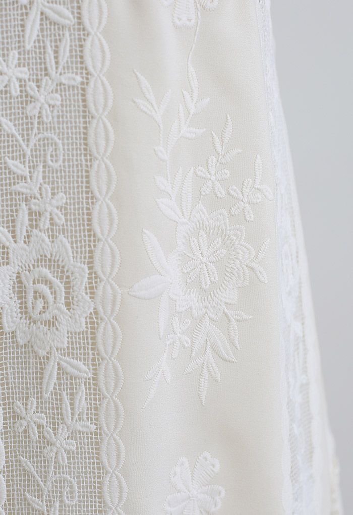 Refined Cutwork Embroidery Sleeveless Dress in Cream