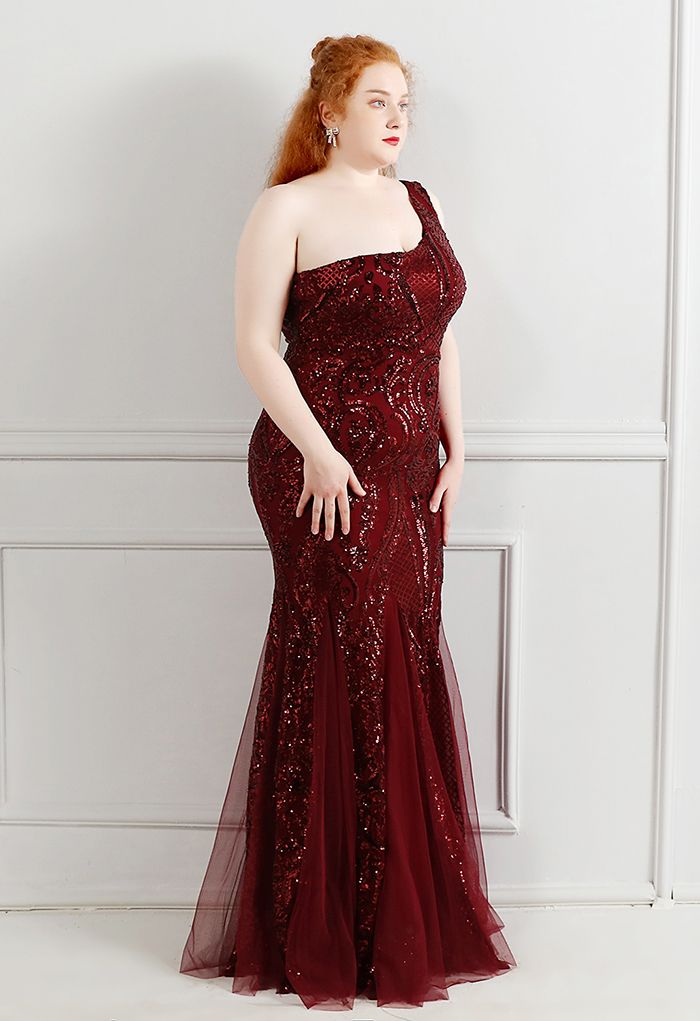 One-Shoulder Floral Lattice Sequined Mesh Gown in Burgundy