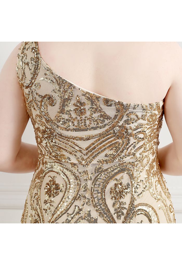 One-Shoulder Floral Lattice Sequined Mesh Gown in Gold