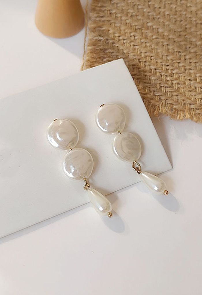 Baroque Distinctive Pearl Drop Earrings