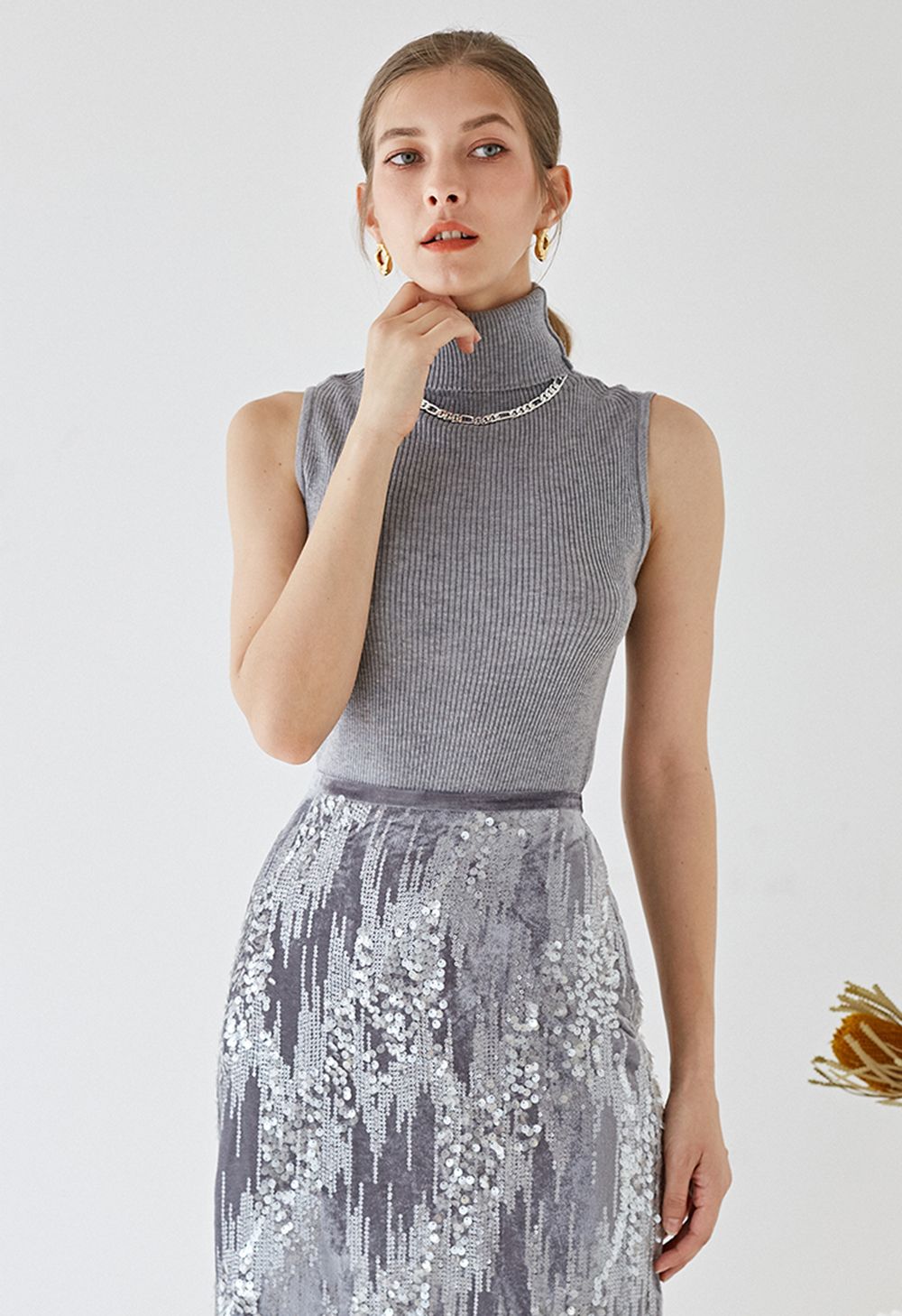 Turtleneck Soft Knit Sleeveless Top in Grey