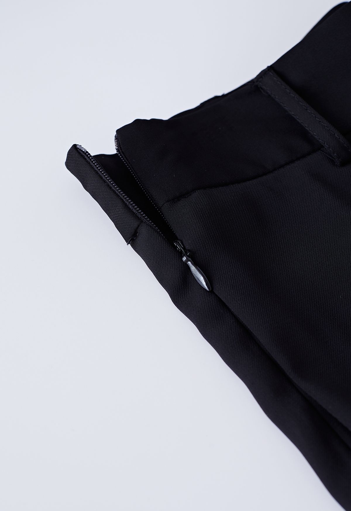 Pleat Front Wide-Leg Belted Pants in Black