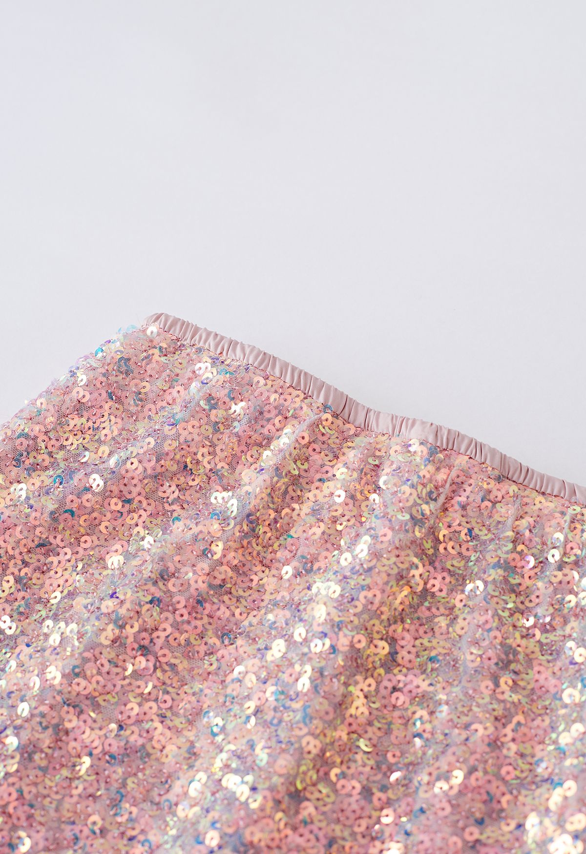 Iridescent Sequin Embellished Pencil Skirt in Pink