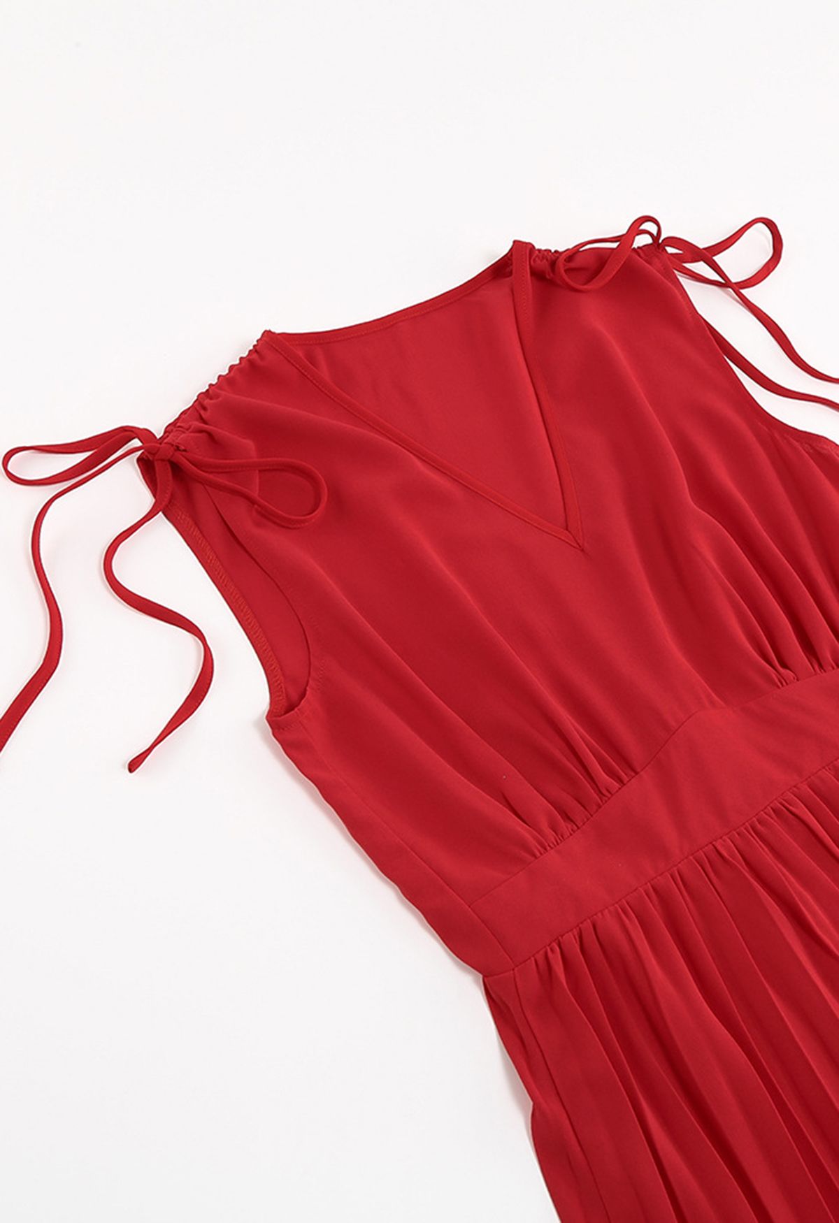 Tie-String Pleated Sleeveless Midi Dress in Red