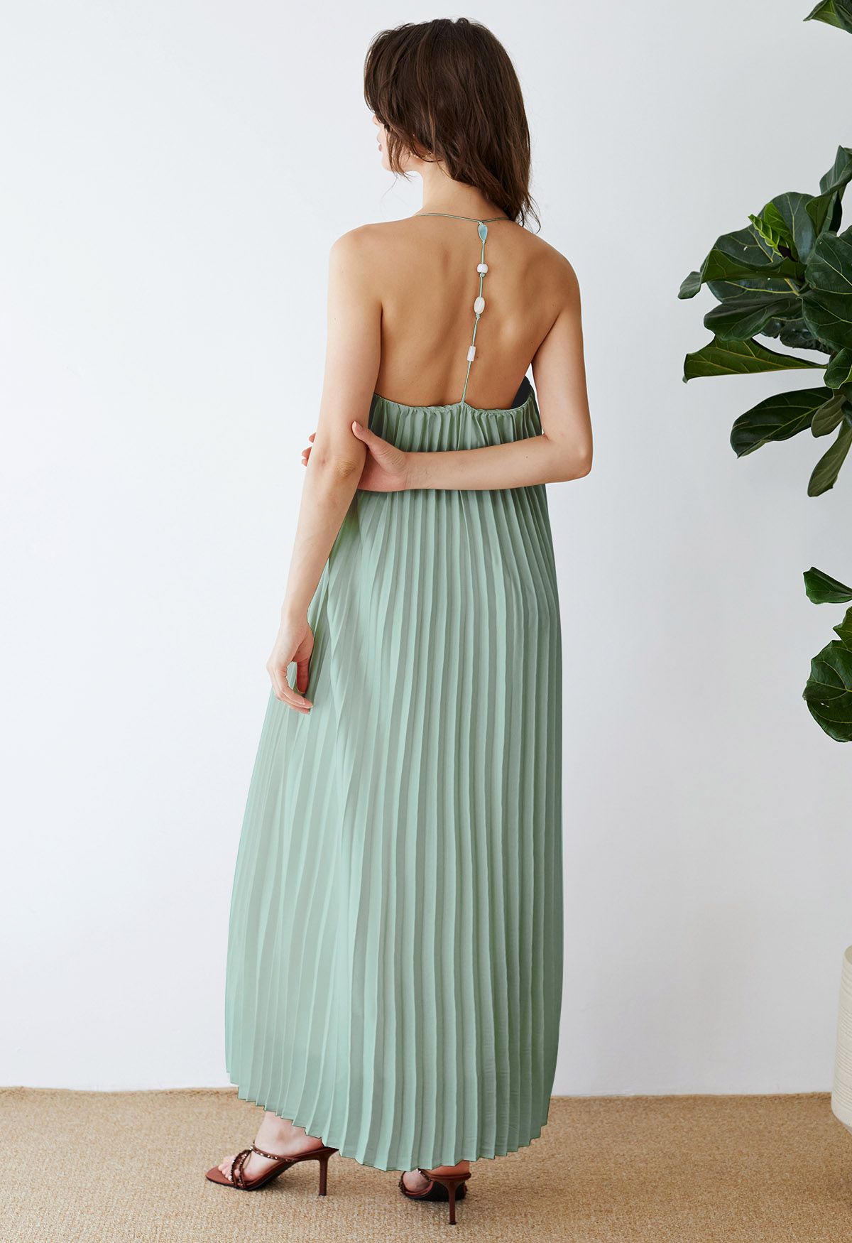 Halter Neck Backless Pleated Maxi Dress in Pea Green